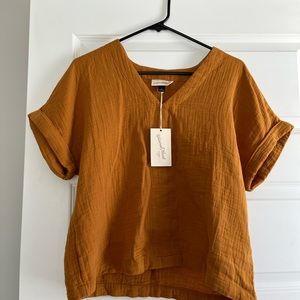 Universal Thread Women’s Top